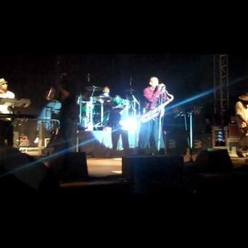 Preview image for the video "2010-07-02 Fishbone @ Hollywood Park - Inglewood - CA United States (video-2130)".