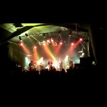 Preview image for the video "2014-05-20 Fishbone @ Magasin 4 - Brussels - Belgium (video-2629)".