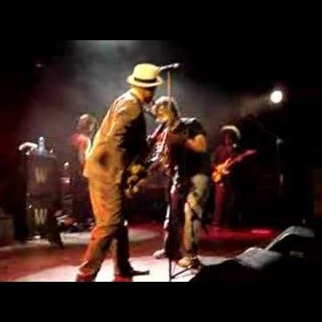 Preview image for the video "2008-04-24 Fishbone @ El Mediator - Perpignan - France (video-1927)".