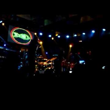 Preview image for the video "2010-02-17 Fishbone @ Culture Room - Ft. Lauderdale - FL United States (video-2083)".