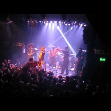 Preview image for the video "2014-08-20 Fishbone @ Uniclub - Buenos Aires - Argentina (video-2663)".