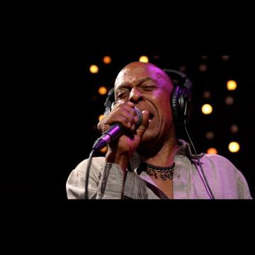 Preview image for the video "2025-08-05 Fishbone @ KEXP studio - Seattle - WA United States (video-22098)".