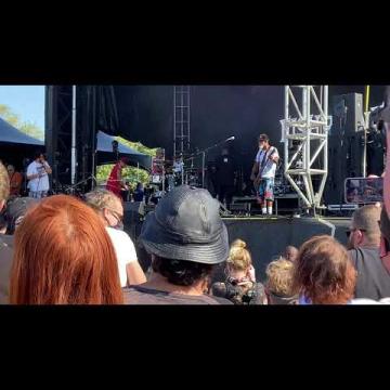 Preview image for the video "2021-09-17 Fishbone @ Riot Fest &amp; Carnival - Chicago - IL United States (video-20987)".
