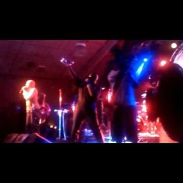 Preview image for the video "2017-04-16 Fishbone @ Cannifest - Eureka - CA United States (video-3004)".