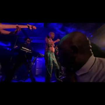 Preview image for the video "2025-05-11 Fishbone @ Underworld - London - United Kingdom (video-21946)".