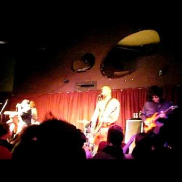 Preview image for the video "2007-04-17 Fishbone @ Plaza Club - Vancouver - BC Canada (video-1846)".