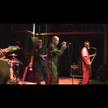 Preview image for the video "2016-05-27 Fishbone @ Bell's Eccentric Café - Kalamazoo - MI United States (video-2993)".