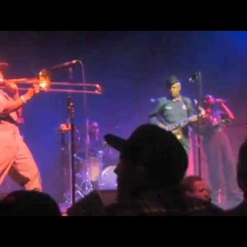 Preview image for the video "2014-12-26 Fishbone @ House of Blues Boston - Boston - MA United States (video-2755)".