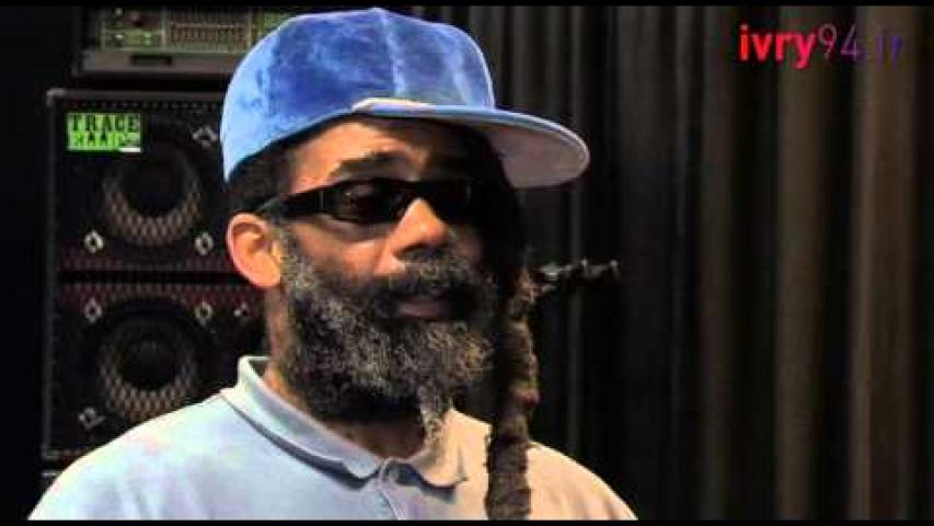 Preview image for the video "2011-05-19 Fishbone @ Le Hangar - Ivry - France (video-2411)". Preview image for the video "2011-05-19 Fishbone @ Le Hangar - Ivry - France (video-2411)".