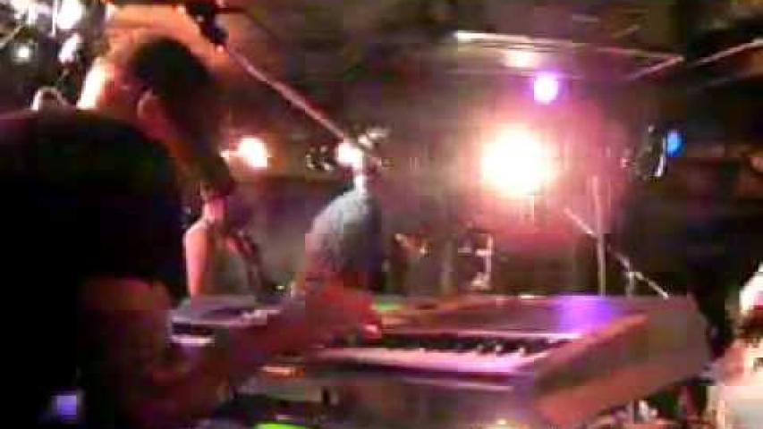 Preview image for the video "2011-08-07 Fishbone @ Shibuya O'Nest - Tokyo - Japan (video-2284)".