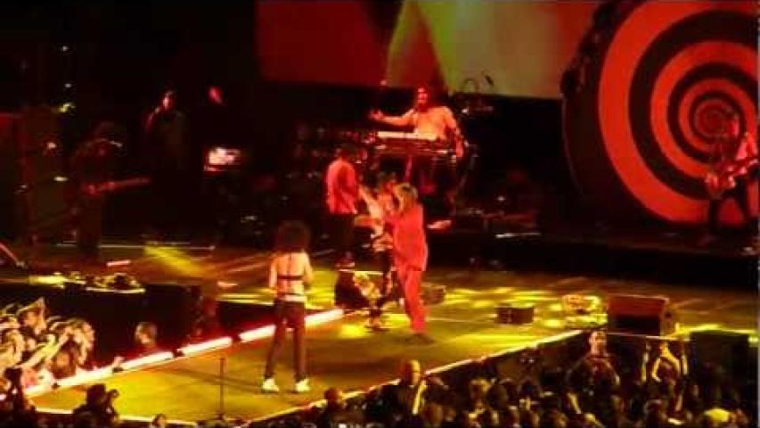 Preview image for the video "2013-01-05 Fishbone @ Palais Omnisports Paris-Bercy - Paris - France (video-2456)".