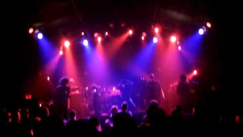 Preview image for the video "2014-05-20 Fishbone @ Magasin 4 - Brussels - Belgium (video-2626)".