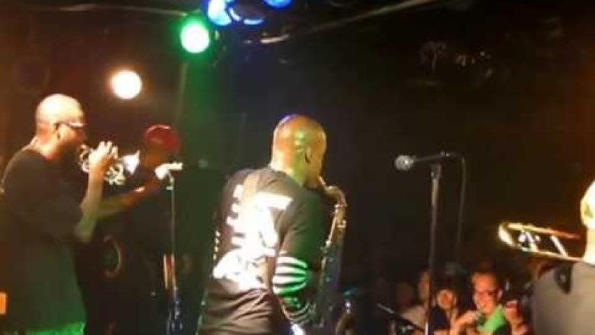Preview image for the video "2013-06-03 Fishbone @ Tokyo Garden - Tokyo - Japan (video-2564)".