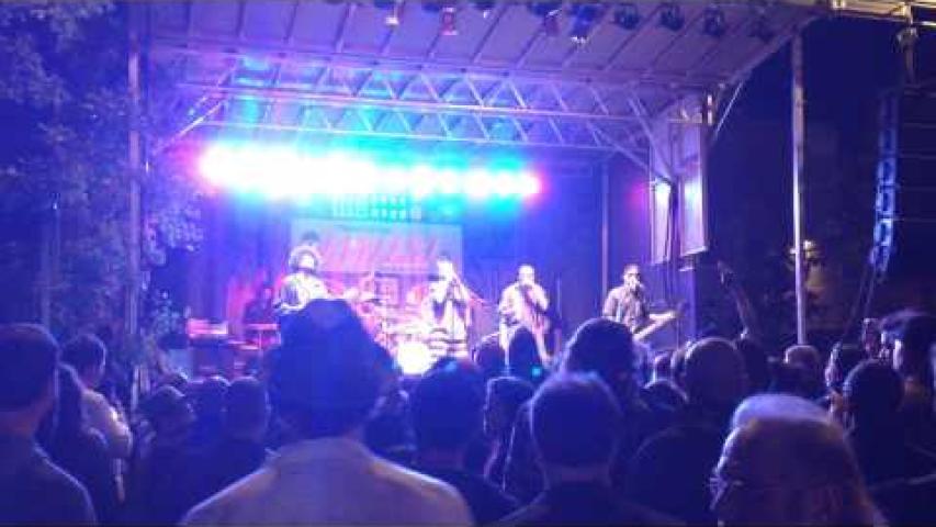 Preview image for the video "2014-11-01 Fishbone @ Circuit of the America's Fan Fest - Austin - TX United States (video-2713)".