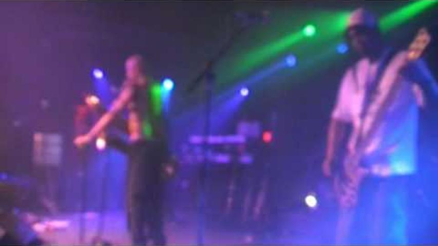 Preview image for the video "2009-11-02 Fishbone @ La Zona Rosa - Austin - TX United States (video-2091)".