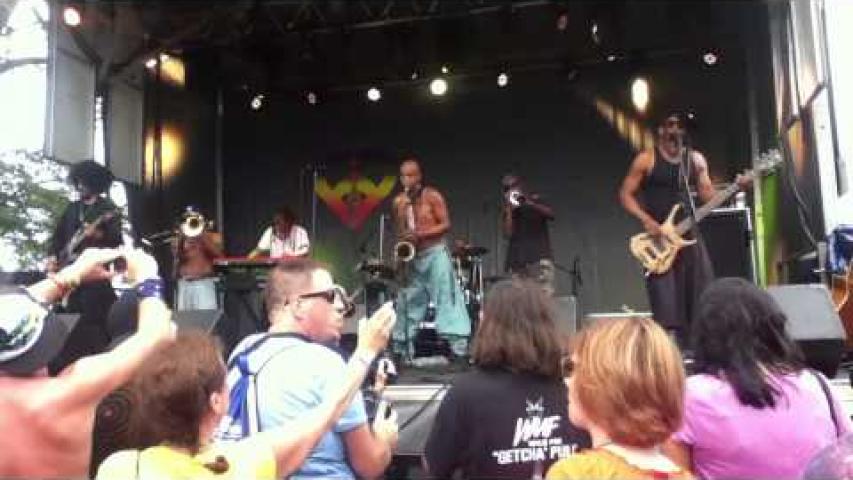 Preview image for the video "2013-07-28 Fishbone @ Gathering of The Vibes - Bridgeport - CT United States (video-2571)".