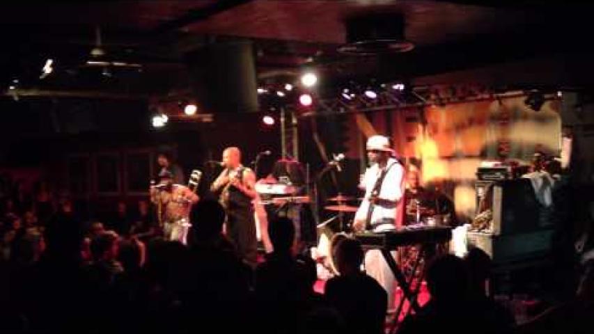 Preview image for the video "2012-10-22 Fishbone @ New Morning - Paris - France (video-2631)".