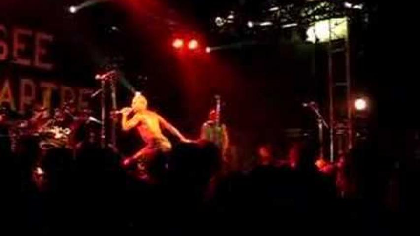Preview image for the video "2008-04-26 Fishbone @ Elysée Montmartre - Paris - France (video-1935)".