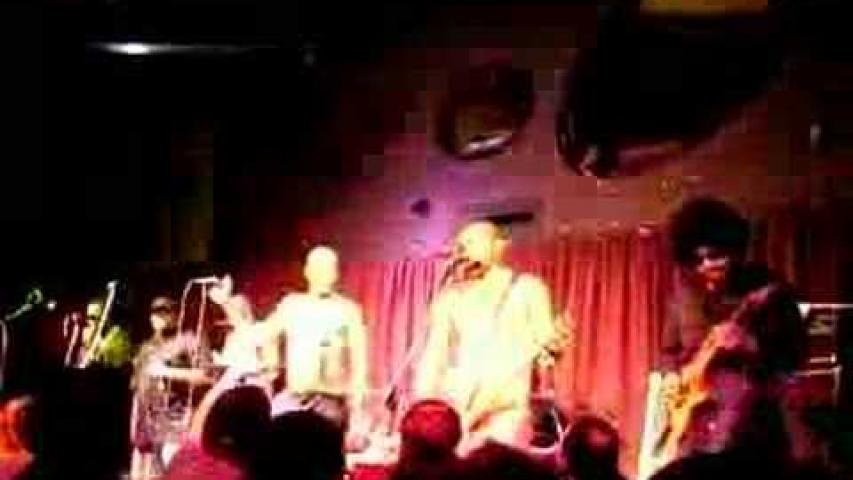 Preview image for the video "2007-04-17 Fishbone @ Plaza Club - Vancouver - BC Canada (video-1903)".