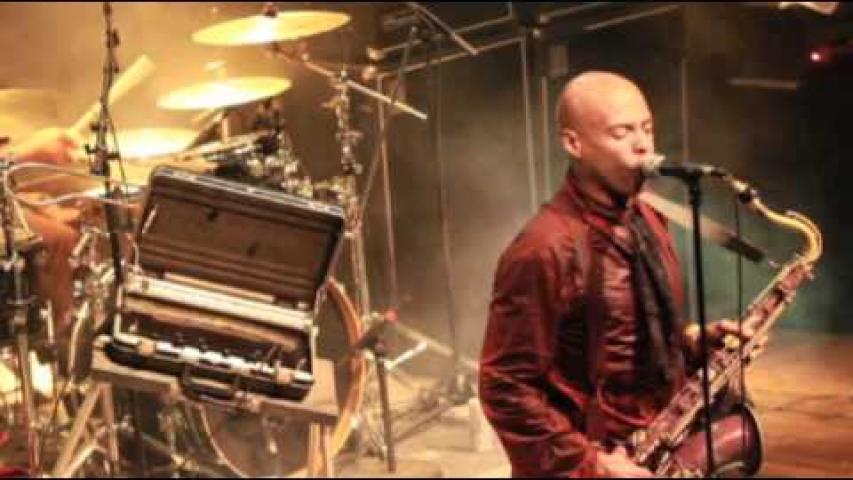 Preview image for the video "2010-07-24 Fishbone @ Circo Voador - Rio de Janeiro - Brazil (video-2177)".