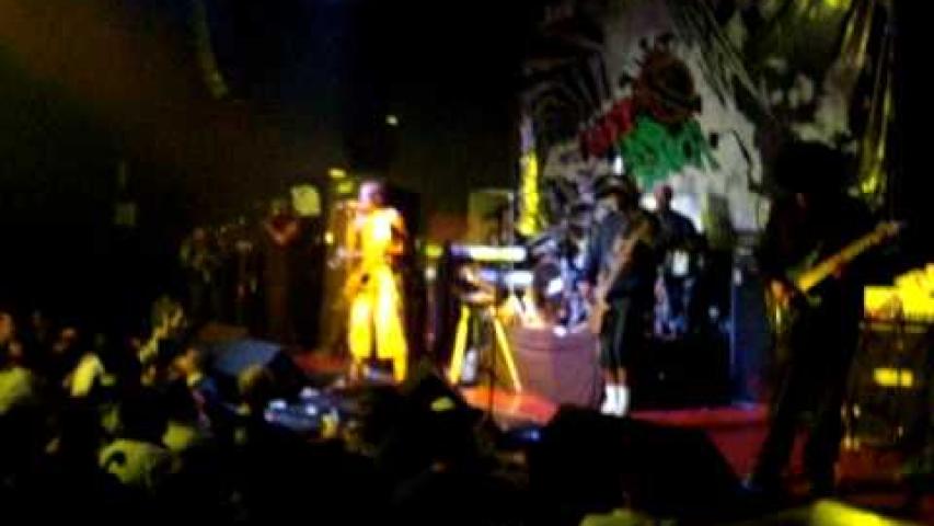 Preview image for the video "2010-07-22 Fishbone @ Club Eazy - Sao Paulo - Brazil (video-2137)".