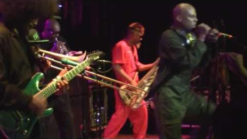 Preview image for the video "2016-05-27 Fishbone @ Bell's Eccentric Café - Kalamazoo - MI United States (video-2991)".