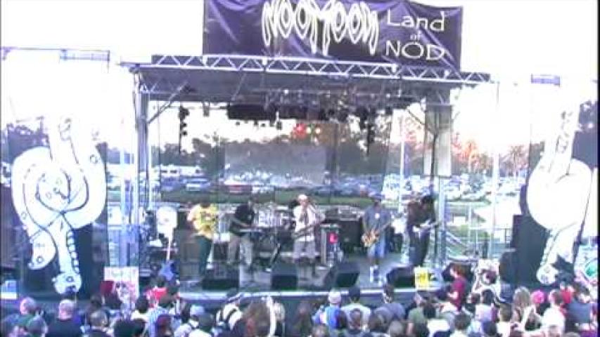 Preview image for the video "2008-10-25 Fishbone @ Voodoo Music Experience Festival - New Orleans - LA United States (video-1979)".