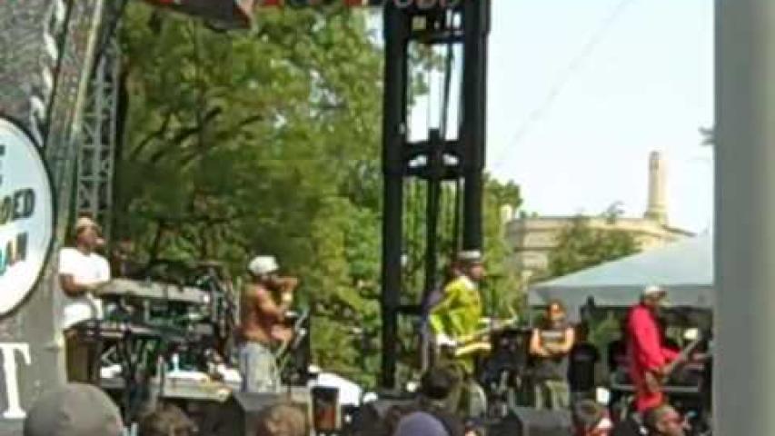 Preview image for the video "2012-09-16 Fishbone @ Riot Fest &amp; Carnival - Chicago - IL United States (video-2529)".